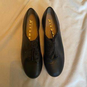 Capezio gold series CG09 tap shoes